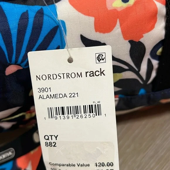 LeSportsac Alameda 3901 East/West Tote Bag and Pouch Set NWT - Picture 11 of 13